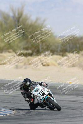 media/Dec-07-2025-CVMA (Sun) [[3e7d2de5dc]]/Race 7-Formula Lightweight Twins Shootout/